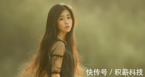 西风!一片痴心千念起,万般情思寄何方;绝句十一首,秋月霜花点墨香