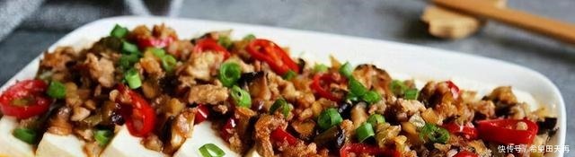 女性害怕老太快,可以多吃z这3种食物,排毒养颜,增强体质!