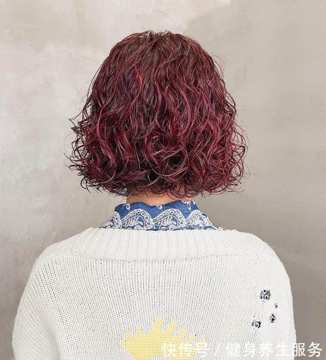 低层次 女士发型别乱剪,想换发型先看看这3种,时尚利落显气质!