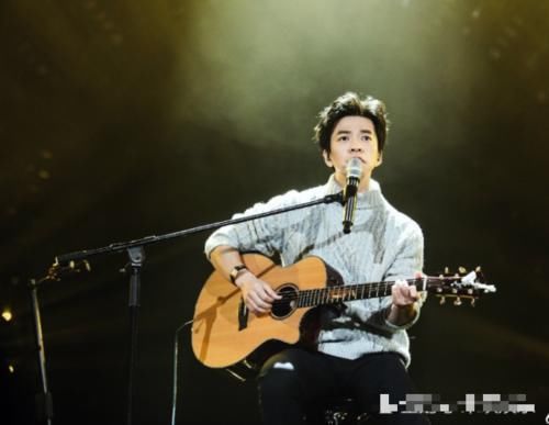 歌手2019|《歌手》史上最惨嘉宾,节目组请了5年才参加,结果第一个被淘汰