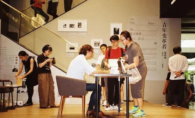 许知远:我对理想主义没有怀疑