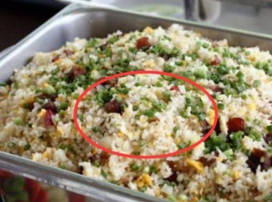 吃自助餐时,这4种食物别再拿了,你拿的越多,服务员越笑你傻