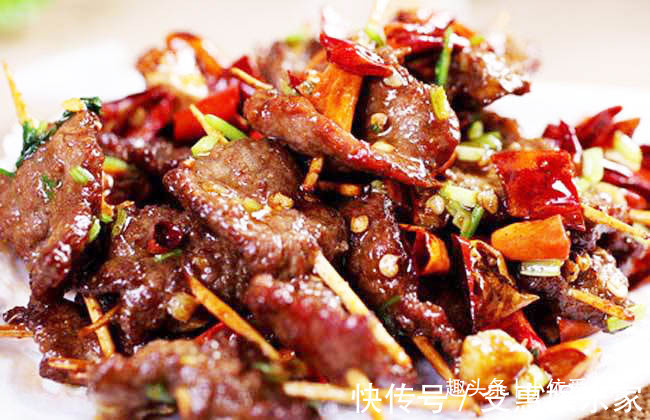 青椒|春节过后给家人做几道美味可口的家常菜,简单做一盘,解馋又下饭