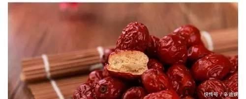 杜医生|女性害怕老太快,可以多吃3种食物,排毒养颜,增强体质