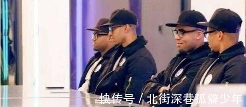 相亲节目|8个一模一样的男人与1个女人朝夕相处, 英国相亲节目更刺激