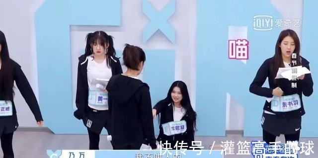 红色|完形填空从90年代火到21世纪的是____的长裙和____的头发!