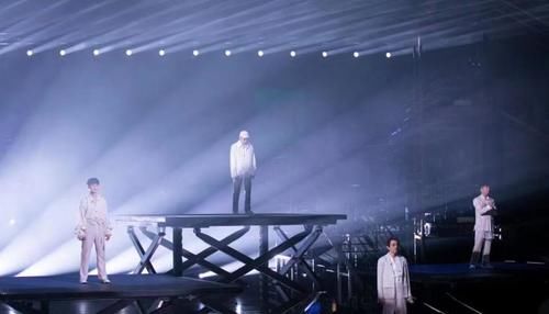 林志炫|《哥哥》二公，林志炫不小心“摔”进前4，他却拿到了“烦人卡”