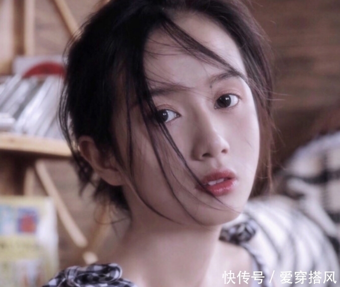 消化酶|女孩子想变薄嘴唇,趁早戒掉这3“恶习”,小心香肠嘴没人爱