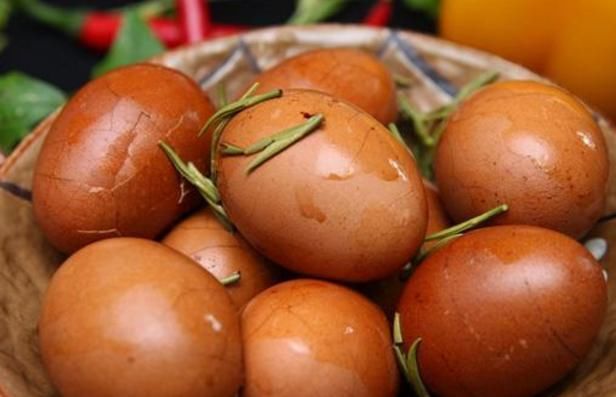 人人|天天吃鸡蛋真的好吗?营养师来告诉你真相,这些常识人人都该知道