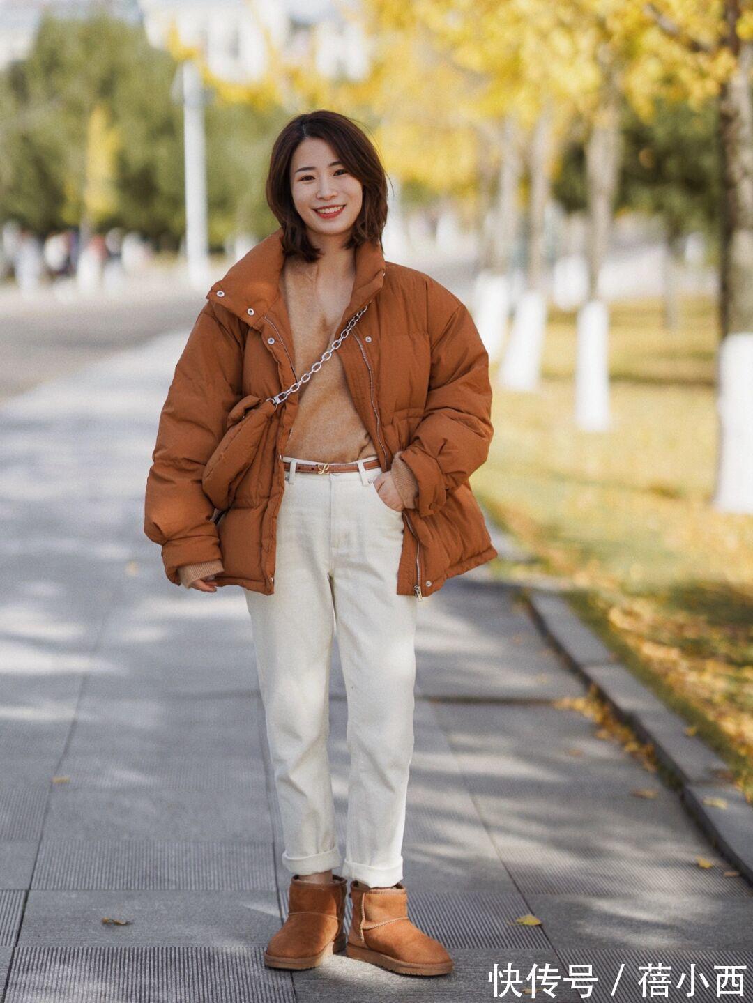 搭配 冬季穿什么“简约又保暖”?首选羽绒服,搭配半身裙或裤子都好看