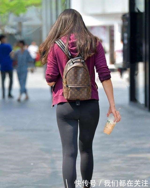 穿搭","m":"6f87278b616be833a061348f623c765f2a8c2e7","nlabel":"stat_3045467518:zm.news.so.com:572R5ri46ZuG5Lit6JCl,pageType_zmt,glevel_3","ntag":"tfashion;sfashion_时尚;kfashion_1:穿搭;kfashion_1:打底裤;cfashion_P:时尚:针织