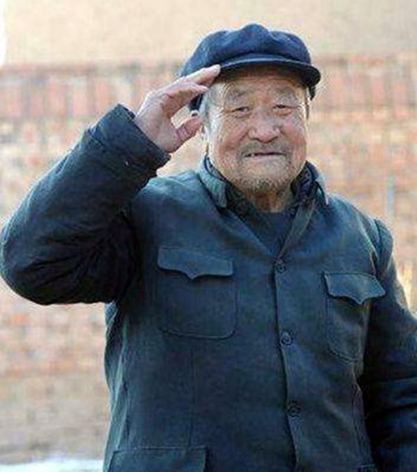 像片|山西老兵搞丢证件，年近百岁仍不能受厚待，见纪念馆像片：那是我