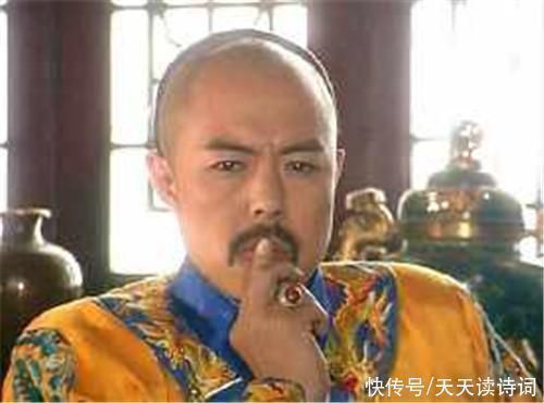 下联@乾隆嫌状元长得丑,便出一上联刁难他,他对出下联后,乾隆探花