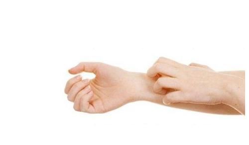 血糖含量|睡觉时出现3种情况,可能是糖尿病“悄悄来临”,早知早受益