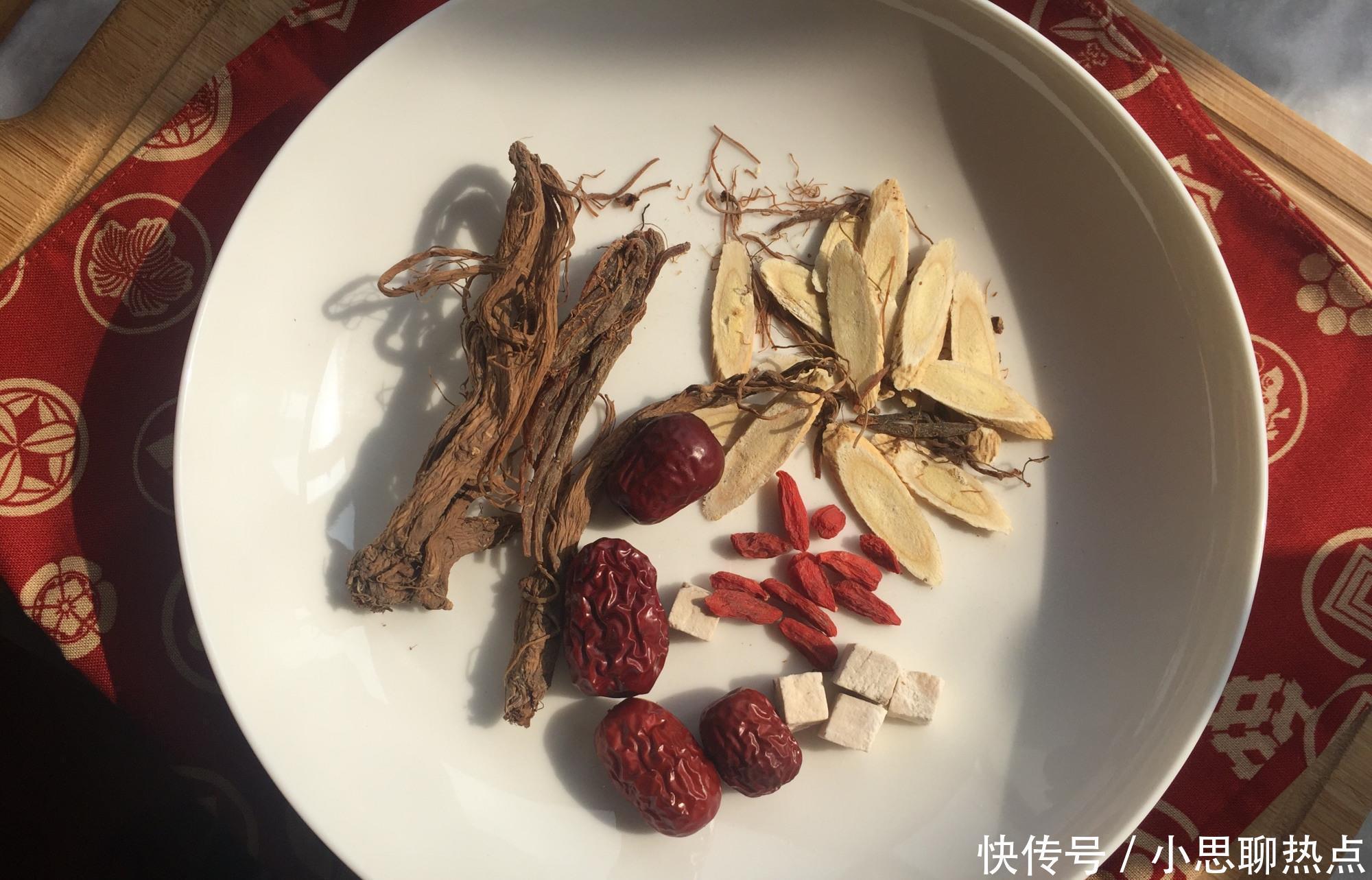 有些便秘并不是水果蔬菜吃得少,试试这道汤,排便顺畅小腹平