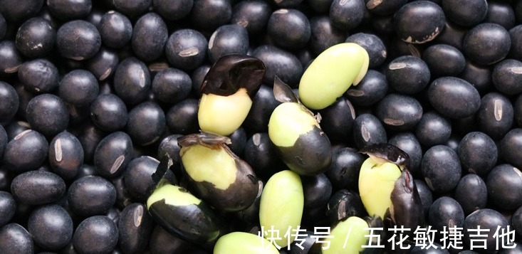 50岁姑姑吃了20年的黑豆吃法,不熬粥不泡醋,越吃越精神!