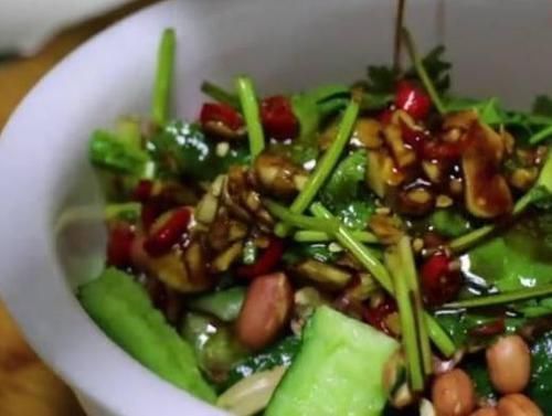 饭店里拍黄瓜为什么那么香,大厨的诀窍在这!