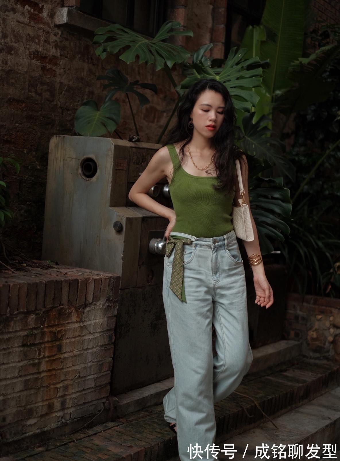 拘谨感|30+适合“成熟风”还是“ 可爱风”?时尚博主的穿搭,一看便知