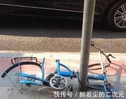 |幽默笑话:前几天,舅舅偷偷拿家里的钱打麻将输了……