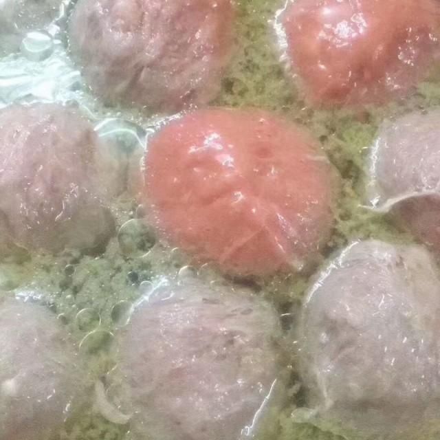 手打牛肉丸，劲爽弹牙，鲜嫩多汁