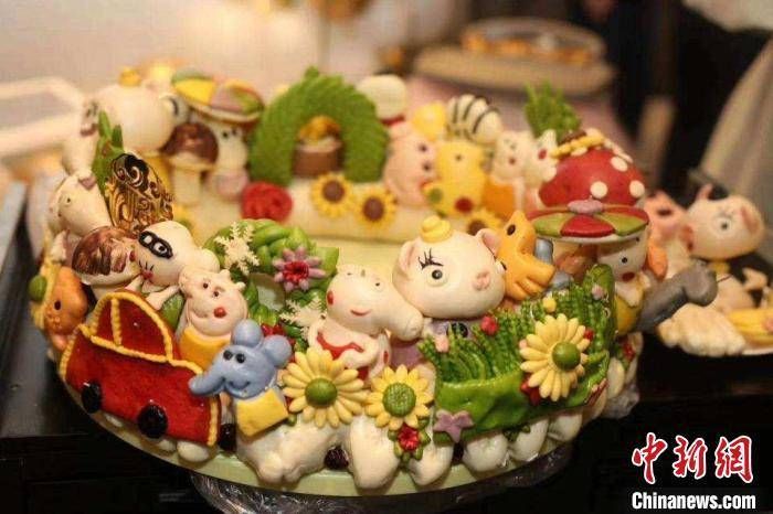 特色|“80后”小伙开特色馒头店：百变造型馋哭小食客