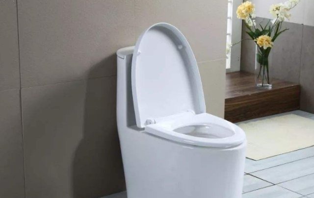 此些是“黄曲霉素”的温床，平时喜欢藏在卫生间里，早知道早受益