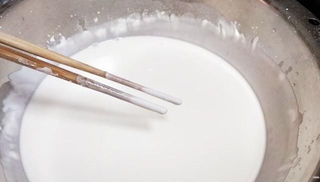 懒人版自制芋头糕,比在外面买的更好吃更健康