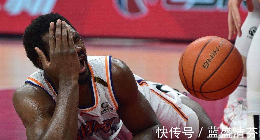 任骏威|组图浙江稠州金租不敌上海久事,吴前与冯莱分开!