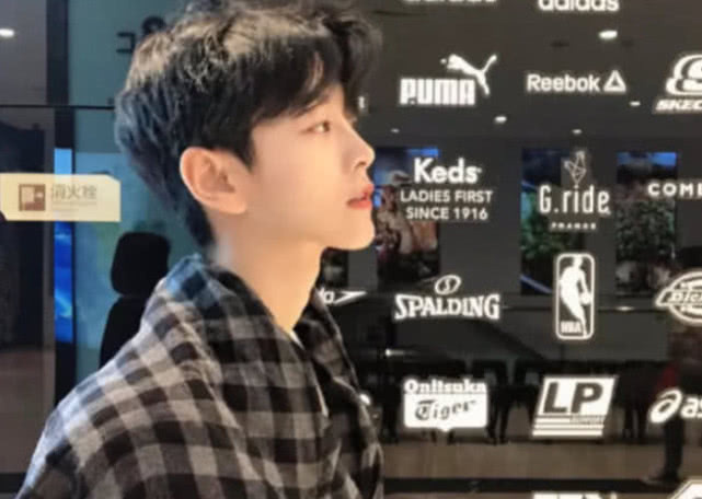 犯懒|十二星座中,最犯懒的4大星座男,生活不能自理,天生比较随性!