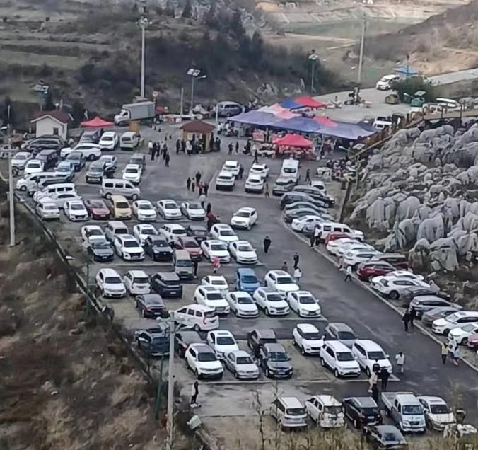 中年|春节假期钟山区旅游市场供需两旺