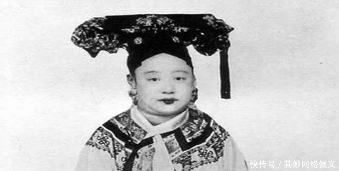 珍妃|光绪皇帝的后宫佳丽多迷人?长的比较抽象,却是唯一能善终的
