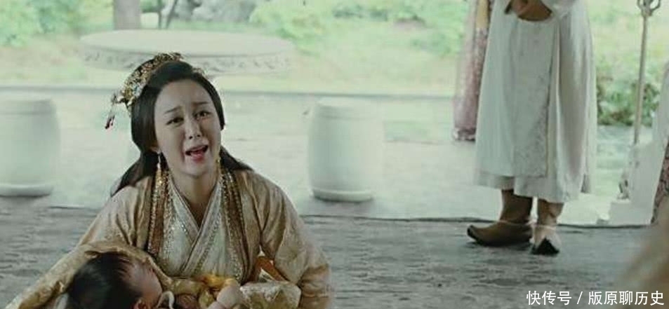 五绝|瑛姑武功绝非泛泛,但也不及五绝,为何裘千仞如此怕她?原因很简单