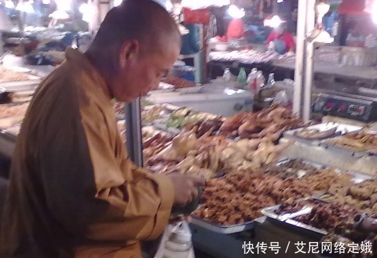 和尚和道士同是吃素,为什么一个肥胖一个骨瘦如柴?道理大家都懂