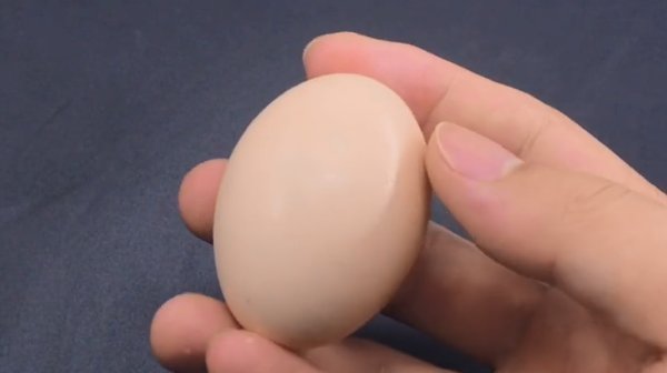 鸡蛋|打鸡蛋时,第一步10个人有9个搞错,原来有个小窍门,方法太棒了