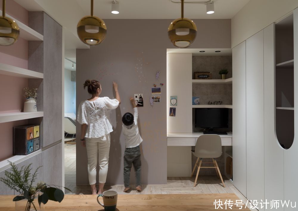 磁性|家里DIY黑板墙超简单，让孩子尽情挥洒想像力
