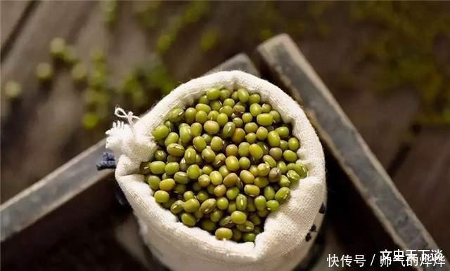 “伪专家”张悟本坚持绿豆汤食疗养生法,晚年因脑梗住进医院