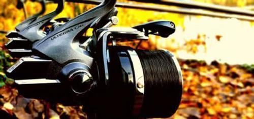 在欧洲钓鲤鱼是一项非常高大上的运动,一套装备要几干欧