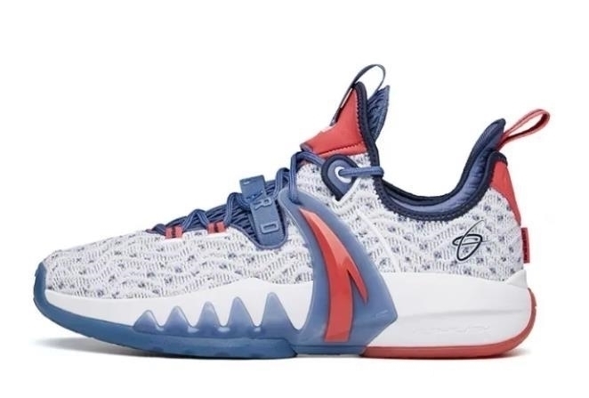 调色盘 海沃德2代多配色曝光:小棉袄、联名、五星,安踏玩转调色盘