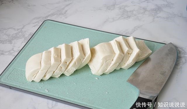  比炸馒头片还好吃的烤馍片，让你足不出户尝到烧烤摊的味道，香