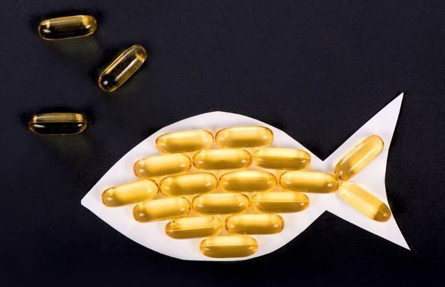 维生素d|宝宝出生后容易缺维生素D家长不要盲目喂鱼肝油,这些事要懂