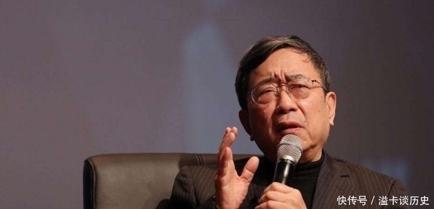 王朔!余秋雨水平究竟如何?陈丹青的评价略显肤浅,不及王朔一针见血