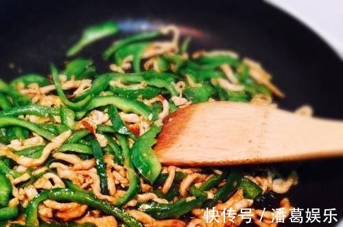 不管炒什么肉，万万不能直接下油锅，多加这1步，更香更嫩滑