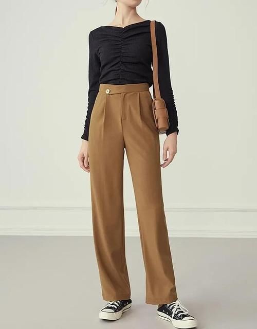 还穿阔腿裤吗？2021流行的裤子是它