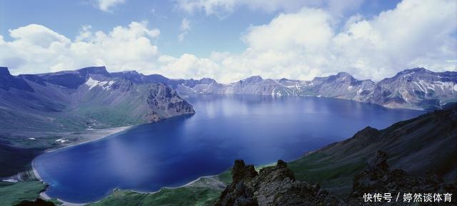 梁晓声#房子再大,都别忘悬挂这4个字,积善之家必有余庆,为自家挣福气