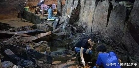 公主|盗墓贼进入17岁公主墓,分赃不均死伤大半,陪葬尽数归了国家