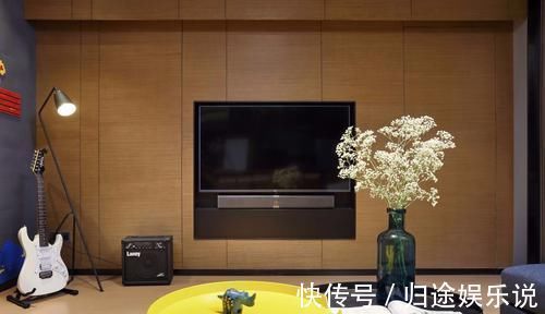 装修|135平米现代简约风格三居室装修图,浓重的色彩,让人过目难忘