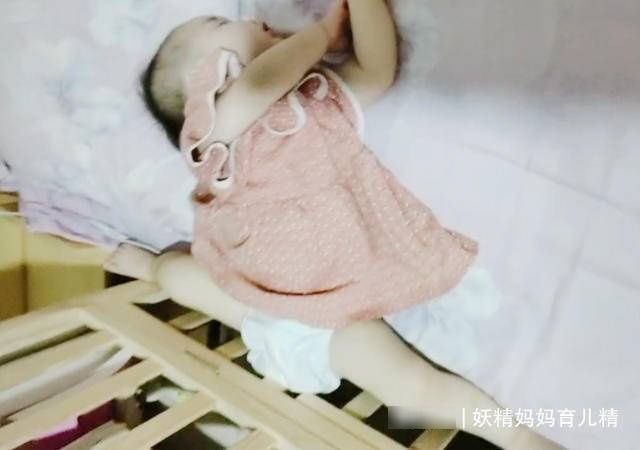 体操冠军|如果宝宝睡姿也分级?这些“高难度”动作,体操冠军也做不到