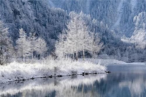 少景美大片地，墨石、红滩、冰原、雪山太震撼