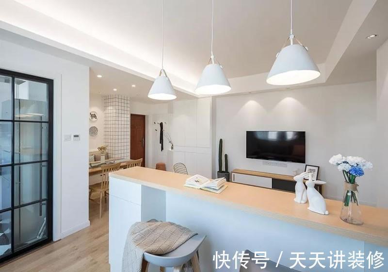 木栅栏|入户不要直接见客厅，巧用隔断，改变原始户型的缺陷，真的很实用