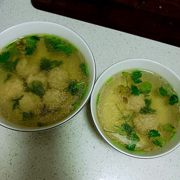 鸡肉丸子汤